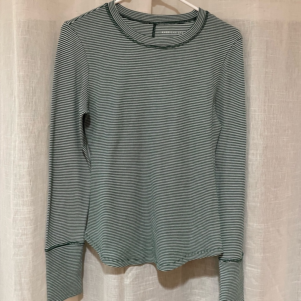 American Eagle Long Sleeve